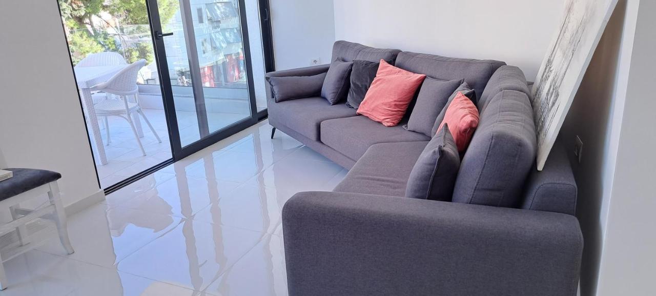 Apartment Alex Саранда Екстер'єр фото