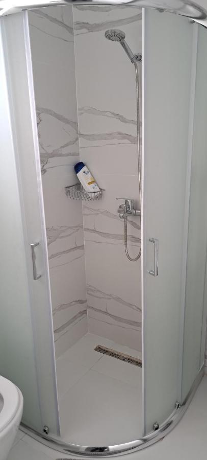 Apartment Alex Саранда Екстер'єр фото